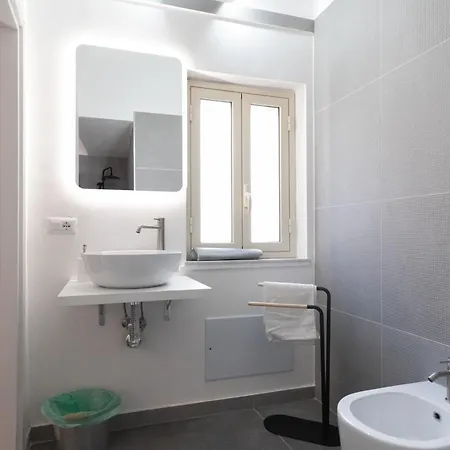 Il Porto & I Marinai Apartment